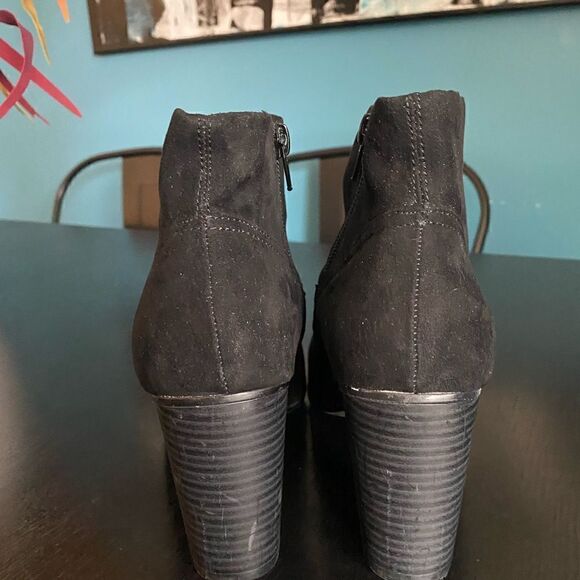 Fergalicious Dazzle BlackOpen Toe Bootie- Size 6.5 - Picture 5 of 7